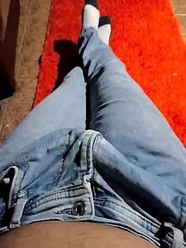 Snapshot of franko1987 chatting on September 20, 1:17 am franko1987 online show from September 20, 1:17 am