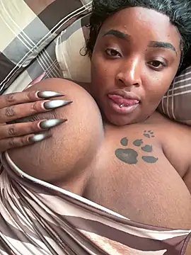 Snapshot of Savage_baby chatting on June 3, 11:24 am Savage baby online show from June 3, 11:24 am