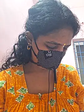 Snapshot of Tamil--Rani chatting on April 20, 2:20 pm Tamil--Rani online show from April 20, 2:20 pm