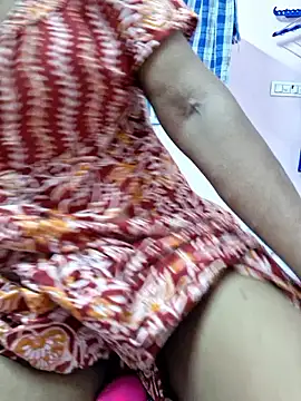 Snapshot of Tamil--Rani chatting on April 25, 1:52 pm Tamil--Rani online show from April 25, 1:52 pm