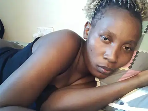 Snapshot of juiccypussy chatting on June 18, 11:03 am juiccypussy online show from June 18, 11:03 am