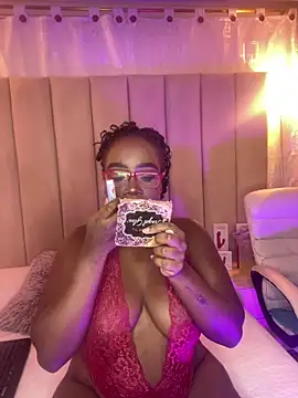 Britanymooree online show from March 12, 9:21 pm