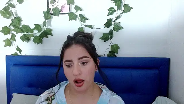 Snapshot of cherry_modelx_ chatting on July 22, 9:39 pm cherry modelx online show from July 22, 9:39 pm