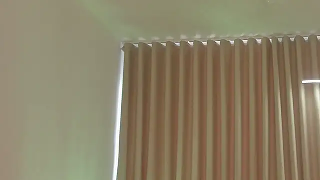 Snapshot of SavannahWildee chatting on September 13, 11:43 am SavannahWildee online show from September 13, 11:43 am