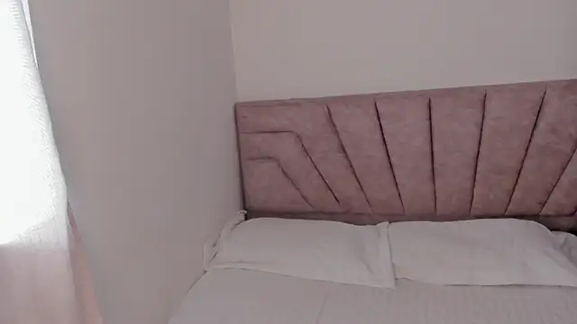 SavannahWildee online show from February 10, 1:26 pm