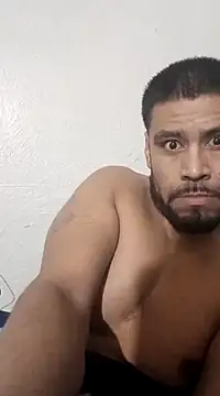 Snapshot of Fernando09678 chatting on January 25, 9:26 am Fernando09678 online show from January 25, 9:26 am