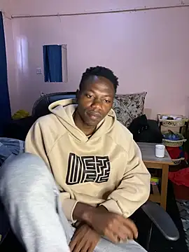 Snapshot of fireboyafrica chatting on April 10, 4:50 am fireboyafrica online show from April 10, 4:50 am