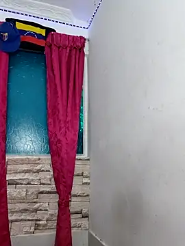 Michelle Brito1 online show from March 12, 1:50 pm