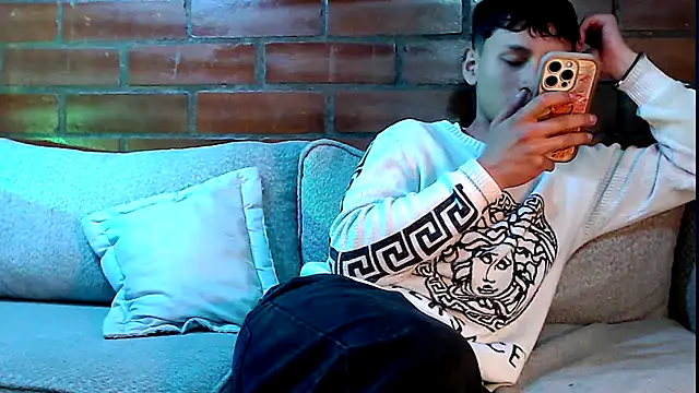 pipeynick online show from November 7, 1:05 am