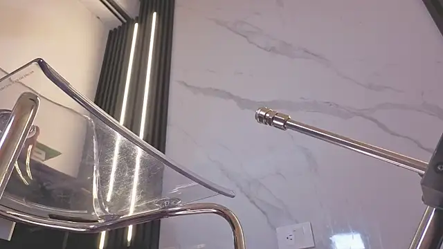 Scarlet Red  online show from February 21, 12:06 pm