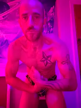 Snapshot of 5g4ever chatting on January 10, 2:45 pm 5g4ever online show from January 10, 2:45 pm