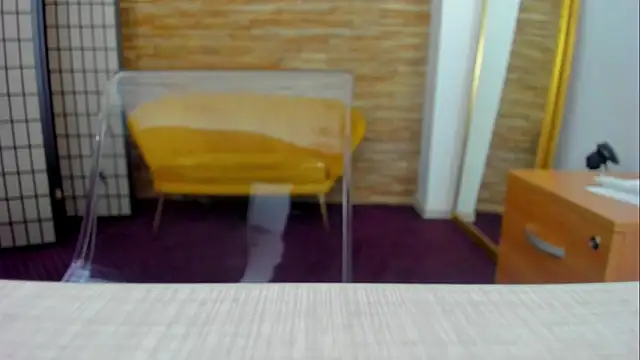 AishaRouhi online show from November 2, 5:10 am