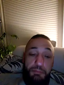 Reeeks69 online show from March 16, 2:53 am