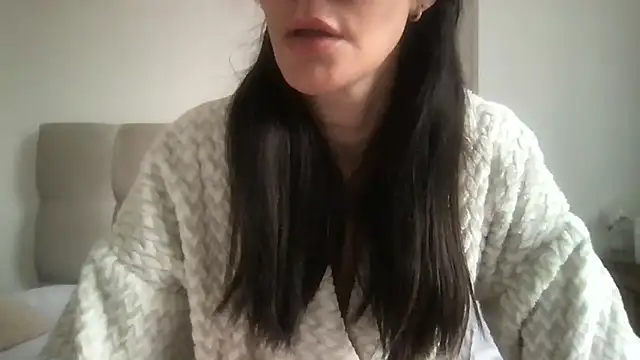 paolajonez online show from February 2, 5:22 pm