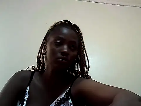 Snapshot of nanaswee chatting on May 20, 5:35 am nanaswee online show from May 20, 5:35 am