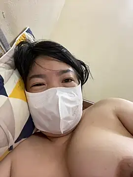 Snapshot of Hachi_Sweetbabie_ chatting on October 30, 9:15 pm Hachi Sweetbabie online show from October 30, 9:15 pm