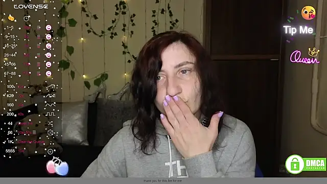 Snapshot of Muse_kitty_jenia chatting on April 18, 5:28 pm Muse kitty jenia online show from April 18, 5:28 pm