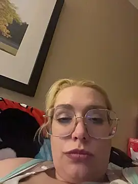 Lalalynn online show from February 25, 5:50 am