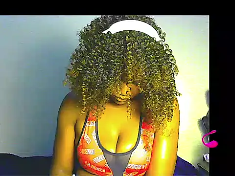 Snapshot of lilylovexx chatting on April 15, 1:51 pm lilylovexx online show from April 15, 1:51 pm