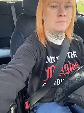 poussichienne online show from March 27, 11:21 am