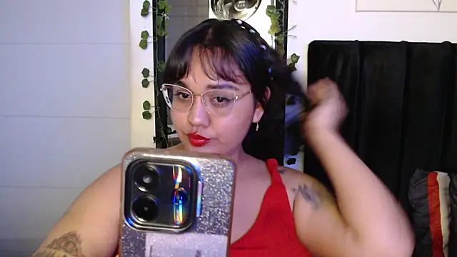 Snapshot of Alezapark chatting on July 23, 3:54 pm Alezapark online show from July 23, 3:54 pm