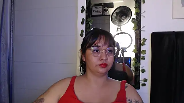 Snapshot of Alezapark chatting on July 29, 2:10 am Alezapark online show from July 29, 2:10 am
