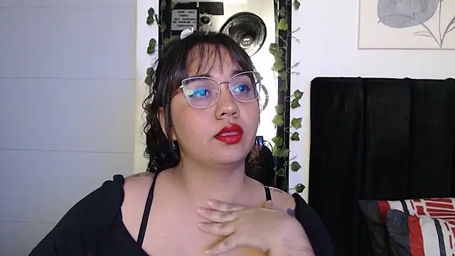 Snapshot of Alezapark chatting on July 31, 12:59 pm Alezapark online show from July 31, 12:59 pm