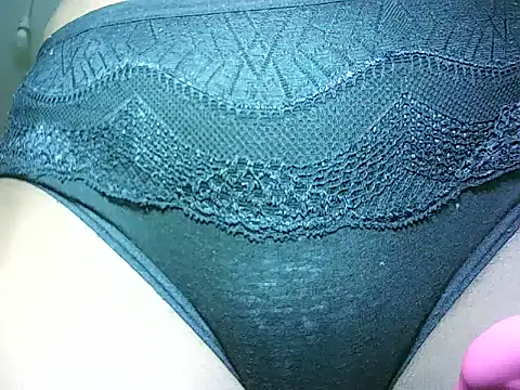 Snapshot of mumbi91 chatting on April 19, 8:00 pm mumbi91 online show from April 19, 8:00 pm
