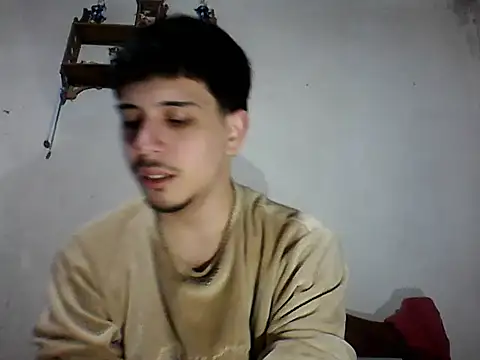 Elvergonn2105 online show from September 26, 4:38 am