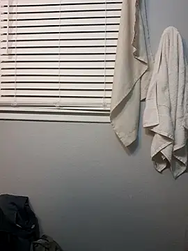 Snapshot of bigdickdaddy2184 chatting on October 26, 10:43 am bigdickdaddy2184 online show from October 26, 10:43 am