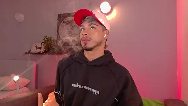 Ken-boy  online show from May 28, 9:17 am
