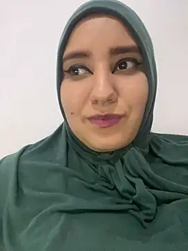 Snapshot of hannahayat chatting on December 13, 5:10 pm hannahayat online show from December 13, 5:10 pm