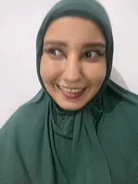 Snapshot of hannahayat chatting on January 19, 2:04 am hannahayat online show from January 19, 2:04 am