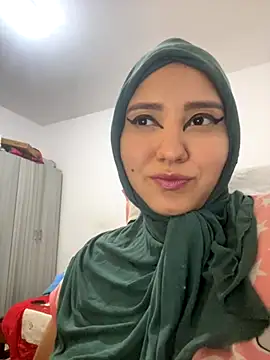 Snapshot of hannahayat chatting on September 13, 1:55 pm hannahayat online show from September 13, 1:55 pm