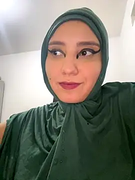 Snapshot of hannahayat chatting on October 10, 11:26 pm hannahayat online show from October 10, 11:26 pm
