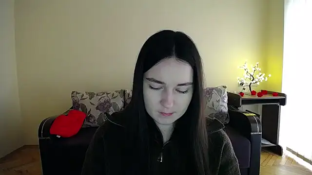 Pretty shy online show from April 8, 8:47 am