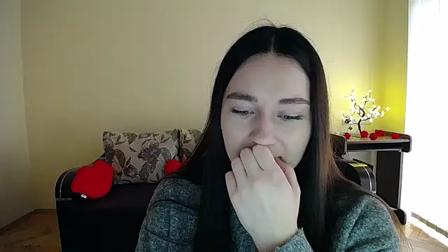 Pretty shy online show from April 10, 9:14 am