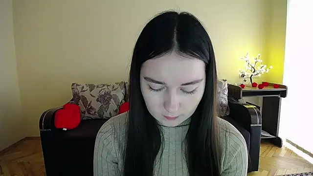 Snapshot of Pretty_shy chatting on April 21, 9:04 am Pretty shy online show from April 21, 9:04 am
