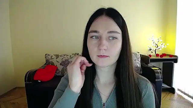 Snapshot of Pretty_shy chatting on April 27, 9:29 am Pretty shy online show from April 27, 9:29 am