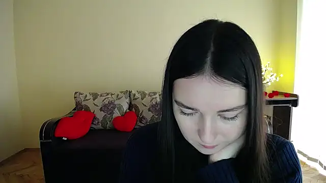Snapshot of Pretty_shy chatting on May 2, 8:41 am Pretty shy online show from May 2, 8:41 am
