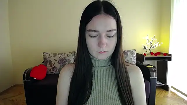 Snapshot of Pretty_shy chatting on May 9, 8:41 am Pretty shy online show from May 9, 8:41 am