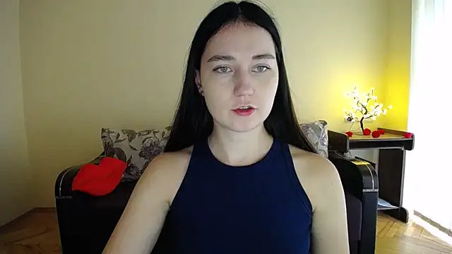 Snapshot of Pretty_shy chatting on July 23, 9:51 am Pretty shy online show from July 23, 9:51 am