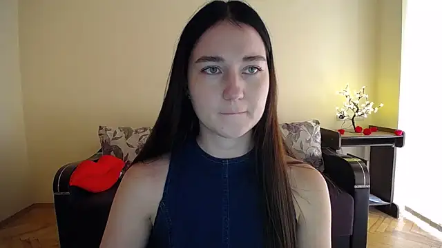 Snapshot of Pretty_shy chatting on July 27, 8:32 am Pretty shy online show from July 27, 8:32 am