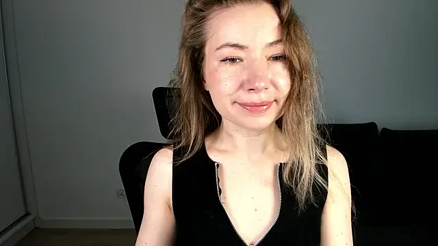Snapshot of Mia_Tasty chatting on May 14, 6:31 am Mia Tasty online show from May 14, 6:31 am