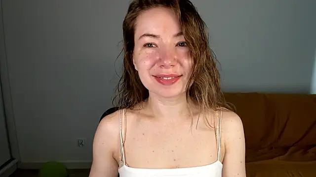 Snapshot of Mia_Tasty chatting on June 3, 6:38 am Mia Tasty online show from June 3, 6:38 am