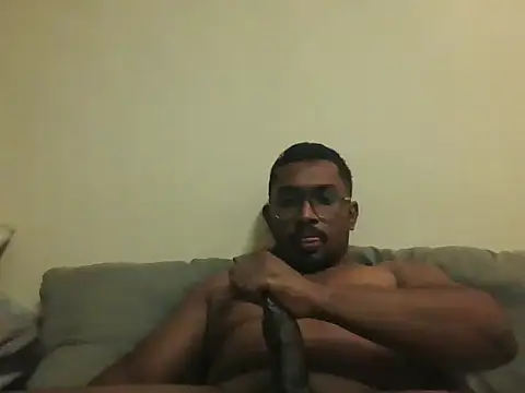 Snapshot of chennaibull101 chatting on May 11, 9:34 pm chennaibull101 online show from May 11, 9:34 pm