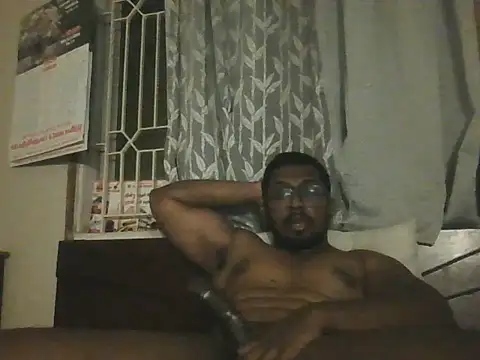 Snapshot of chennaibull101 chatting on June 4, 6:58 pm chennaibull101 online show from June 4, 6:58 pm