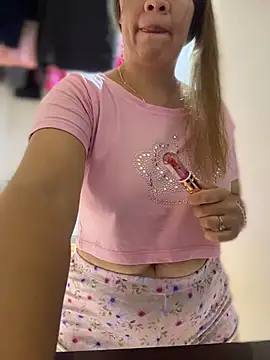 Emiily lee online show from February 18, 9:05 am