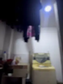 Emiily lee online show from April 18, 9:24 am