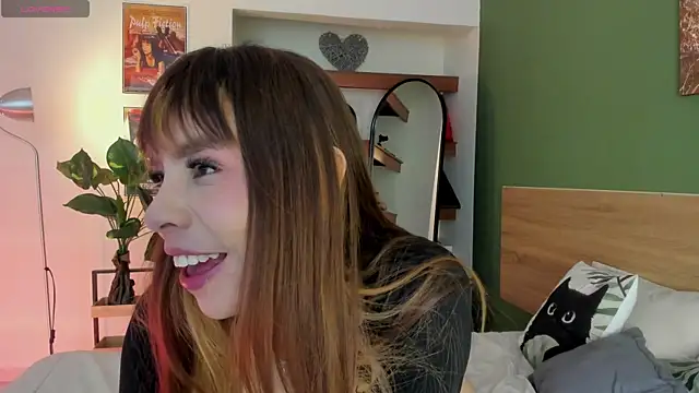 Snapshot of iriiina_veneno chatting on July 23, 1:58 am iriiina veneno online show from July 23, 1:58 am
